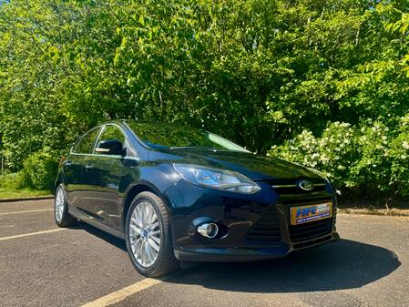 FORD FOCUS 1.0 T EcoBoost Zetec